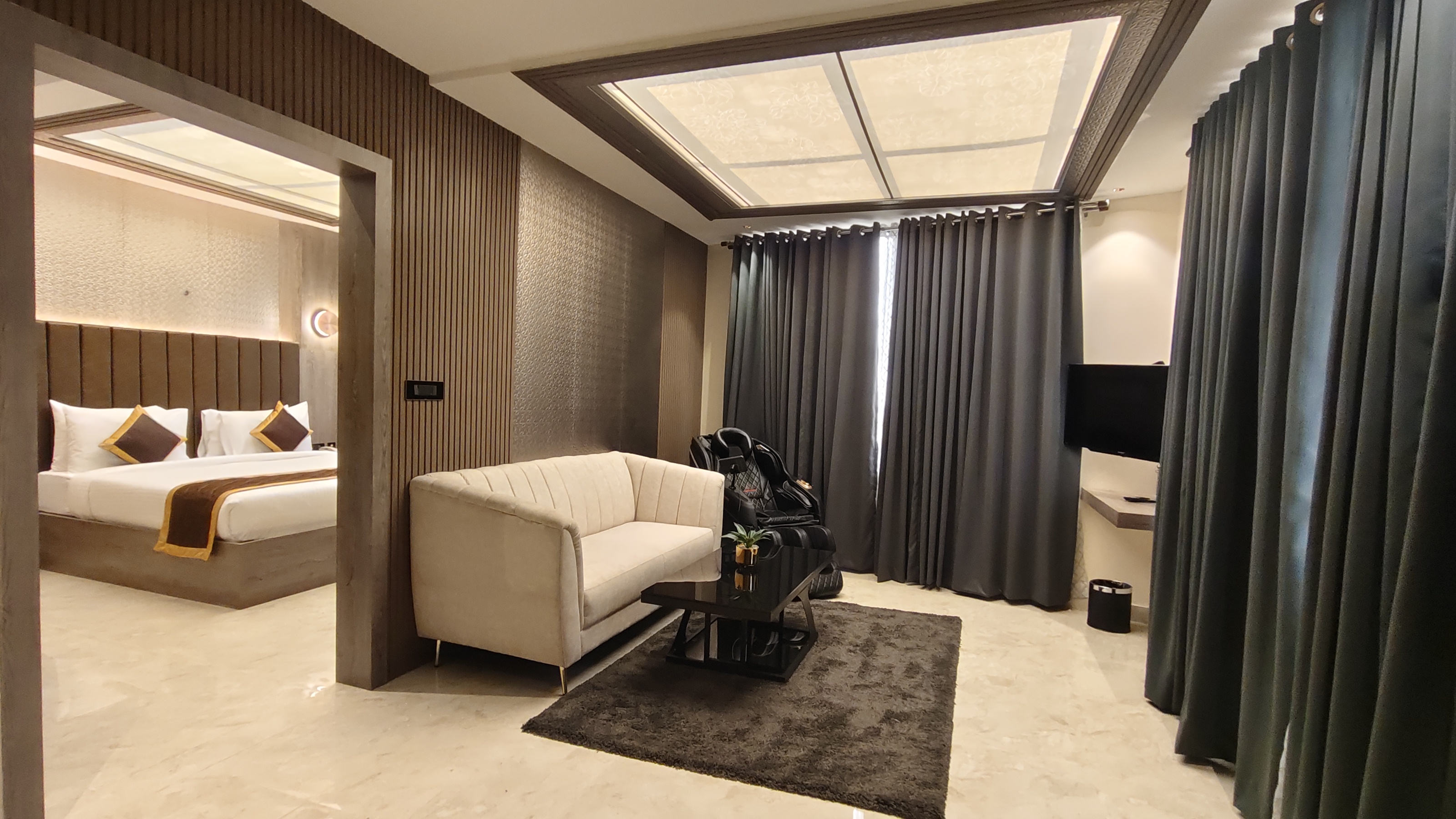 Chancellor Sky Suite