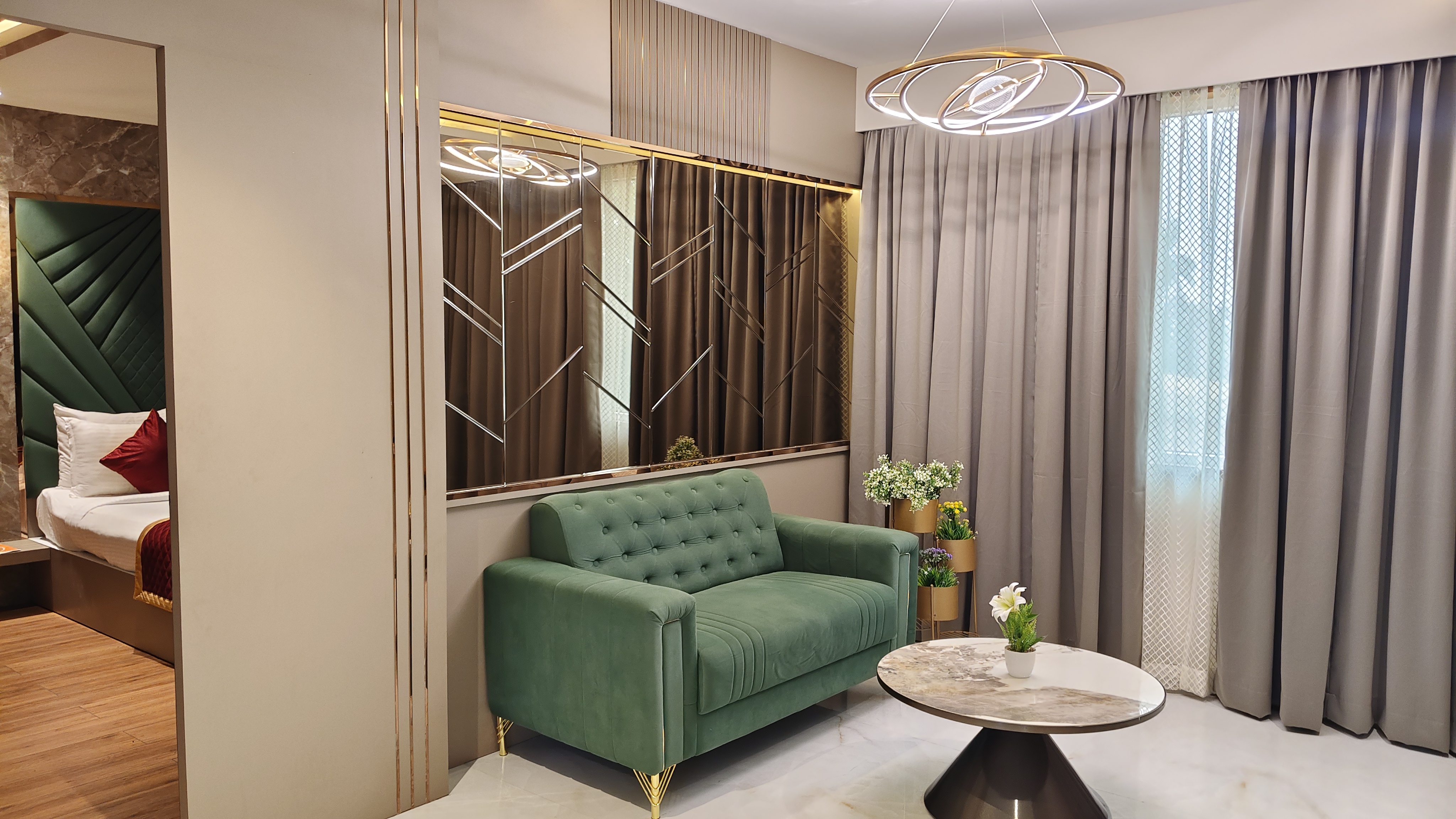 Luxury Renovated Suite